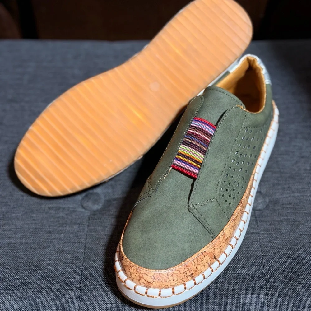 Men's Olive Green Slip-On Casual Shoes - Picture 3 of 6